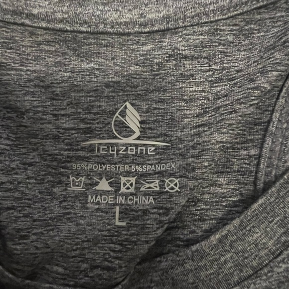 Three tank top bundle! - Picture 9 of 10